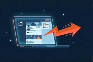 Illustration d'une interface LinkedIn sur laptop avec une flèche orange symbolisant la prospection Outbound active
